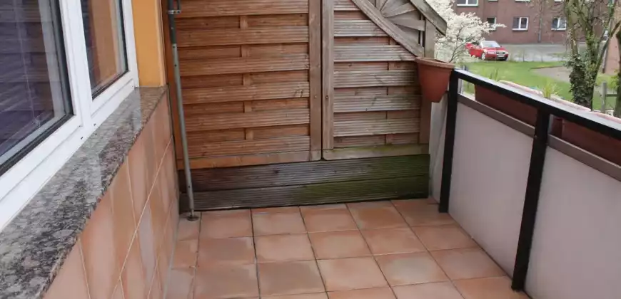 Solide Eigentumswohnung in direkter Rheinnähe umgeben von Wiesen und Feldern