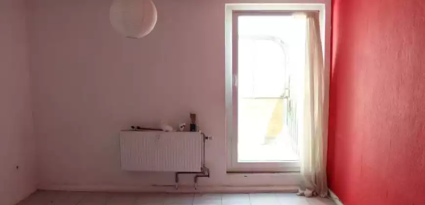 Schöne 2 Zimmer Wohnung über den Dächern des Krefelder Zentrums!!