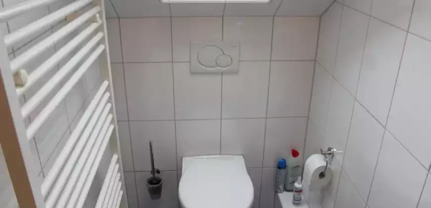 Gemütlich, praktisch, modern – Ihr Leben auf drei Ebenen im Mühlenbergviertel