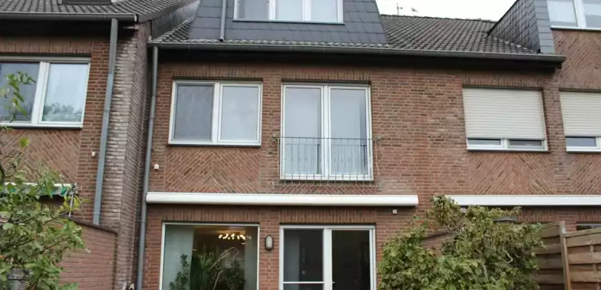 Gemütlich, praktisch, modern – Ihr Leben auf drei Ebenen im Mühlenbergviertel