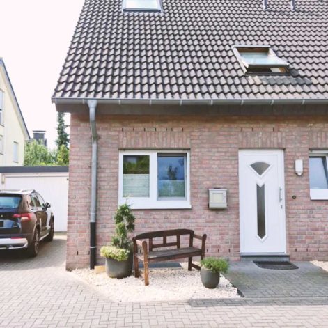 Attraktives, solides Einfamilienhaus in gediegener Wohnlage Attraktives, solides Einfamilienhaus in gediegener Wohnlage
