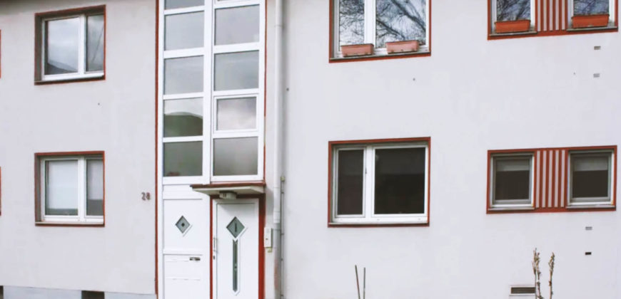 Solide Eigentumswohnung in direkter Rheinnähe umgeben von Wiesen und Feldern