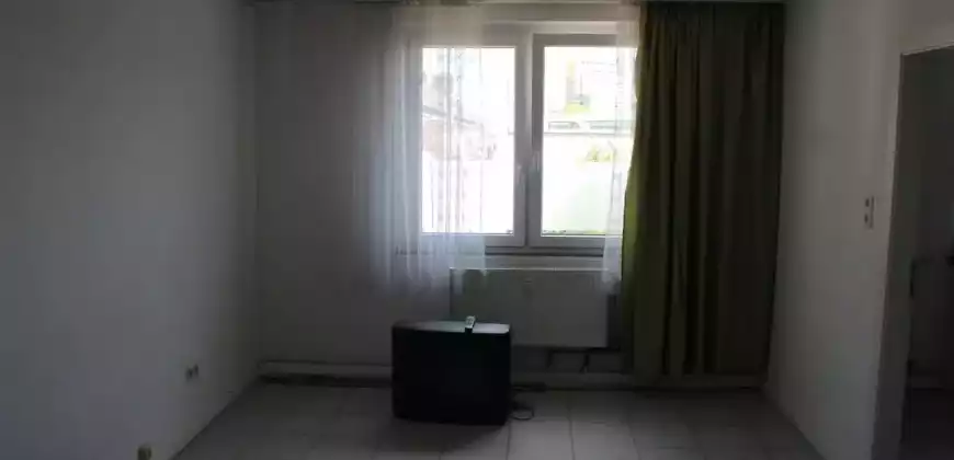 Schöne 2 Zimmer Wohnung über den Dächern des Krefelder Zentrums!!